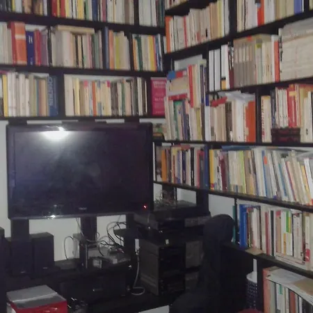 Domus93 Apartment *