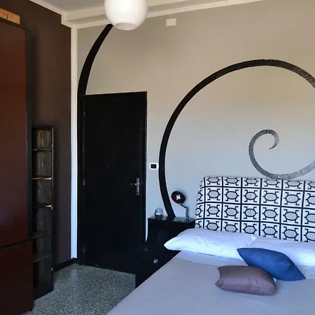 Apartment Domus93 *
