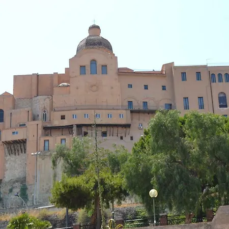 Domus93 Apartment Cagliari